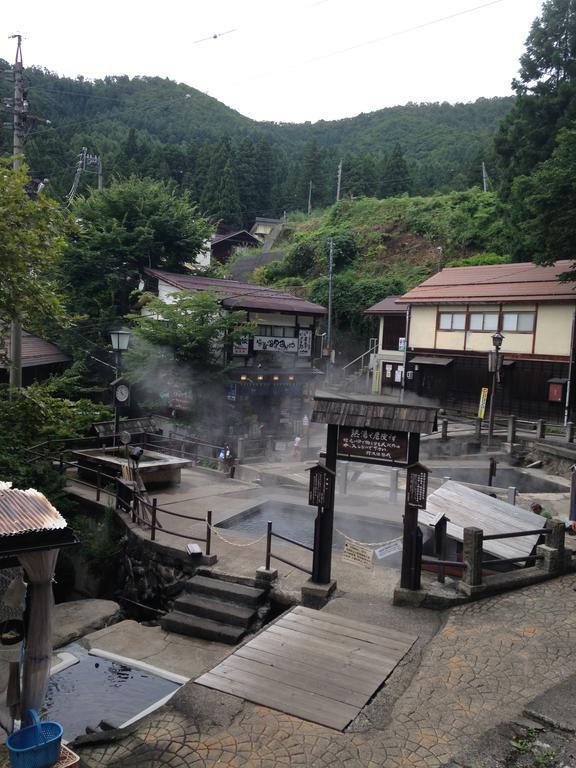 Отель Fujiyoshi Нодзаваонсен Экстерьер фото